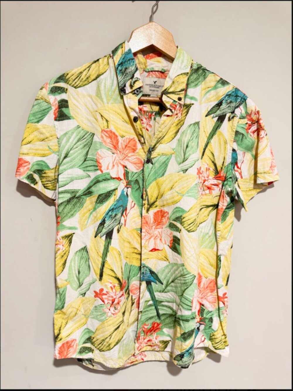 American Eagle Outfitters Tropical Leaf & Parrot Button-Up Shirt - Yellow/Green